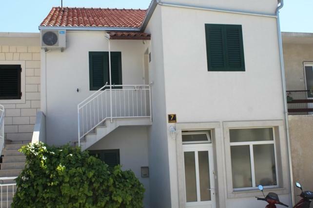 Apartment Irena Bol Kültér fotó